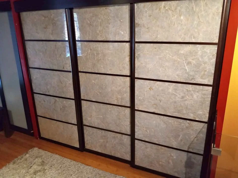 Sliding closet doors thumbnail