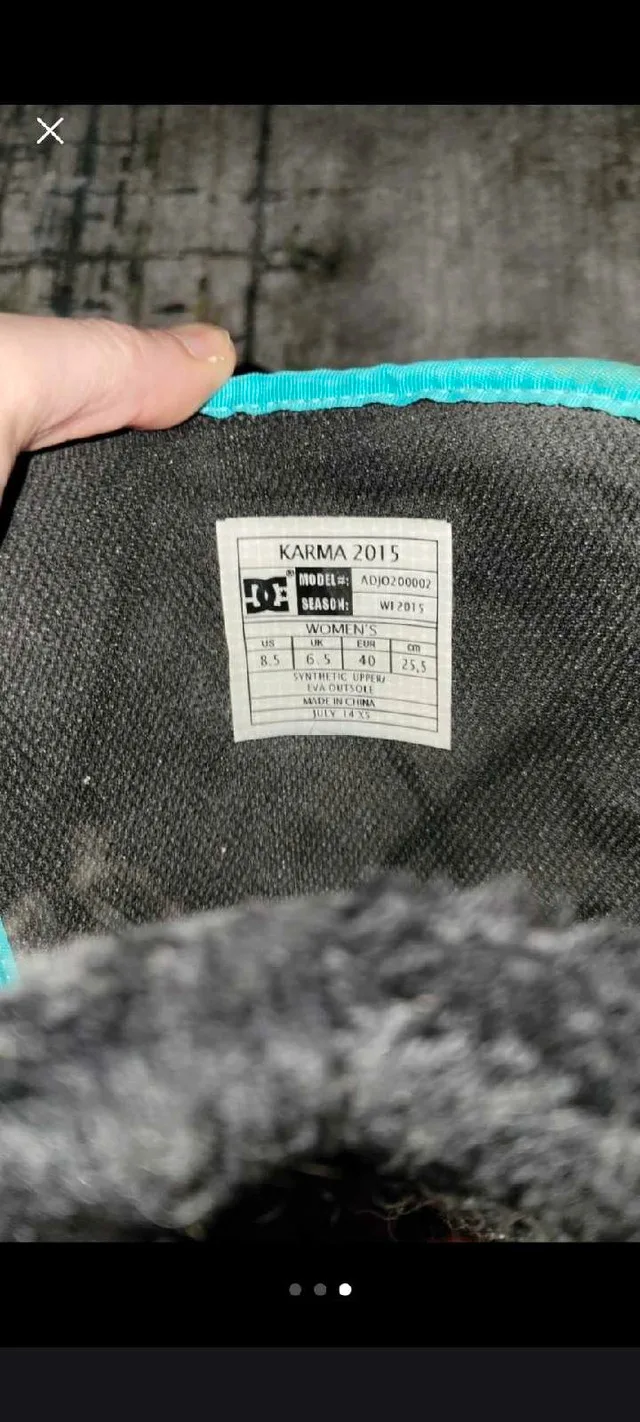 DC WOMENS SNOWBOARD BOOTS- US 8.5/ UK 6.5. Best offer! image indicator(3)