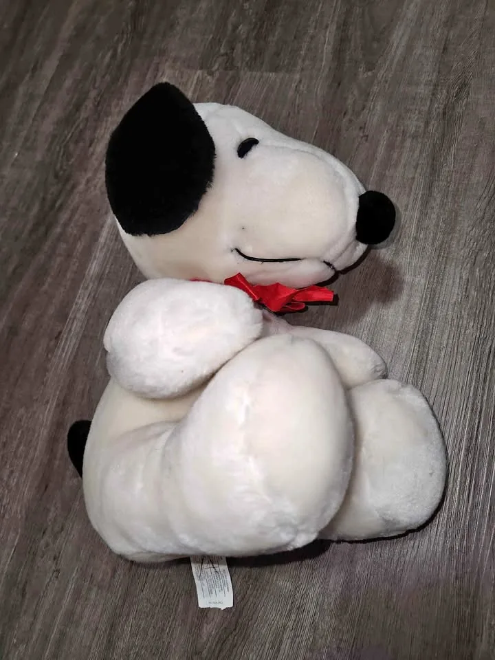 Vintage Snoopy Plush Stuffed Animal – United Feature thumbnail