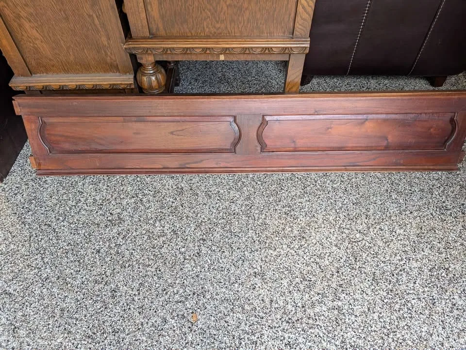 Queen Canopy Bed Ornate Hardcarved hardwood image indicator(3)