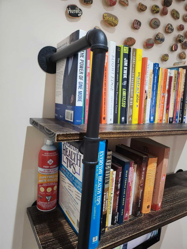 2 Bookshelves - photo 2