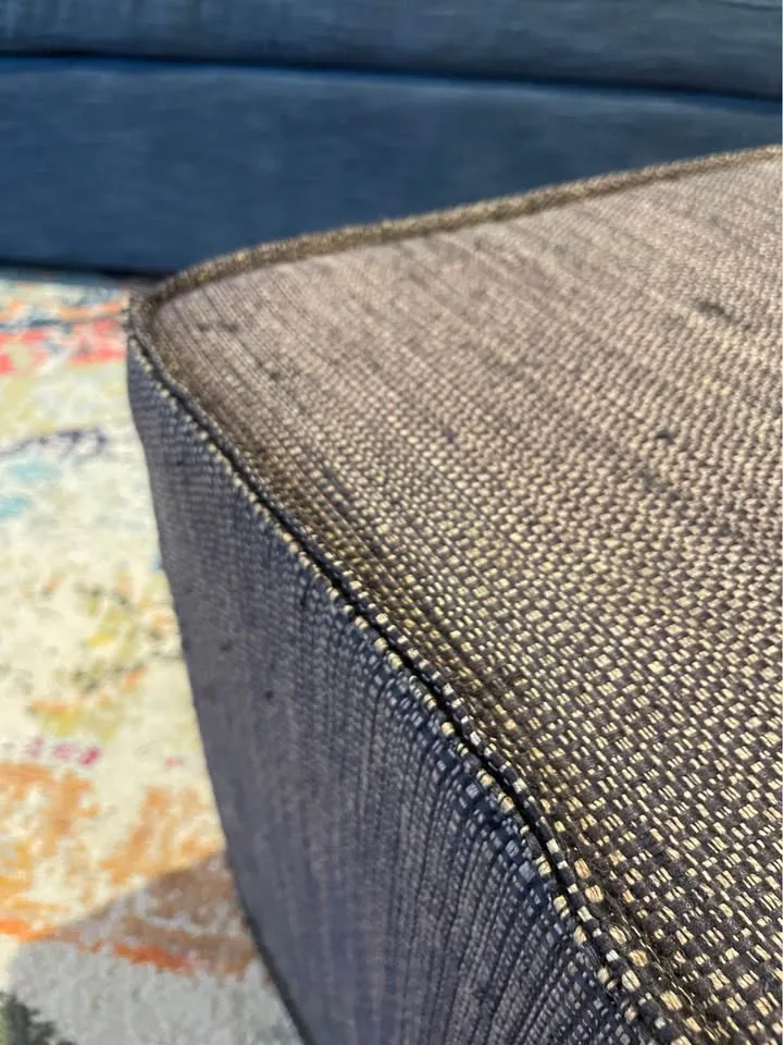 Blu dot ‘Otto’ ottoman image indicator(3)