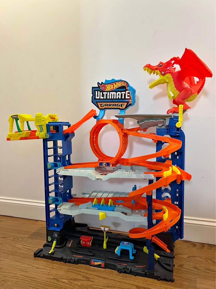 Hot Wheels Ultimate Garage 🧡