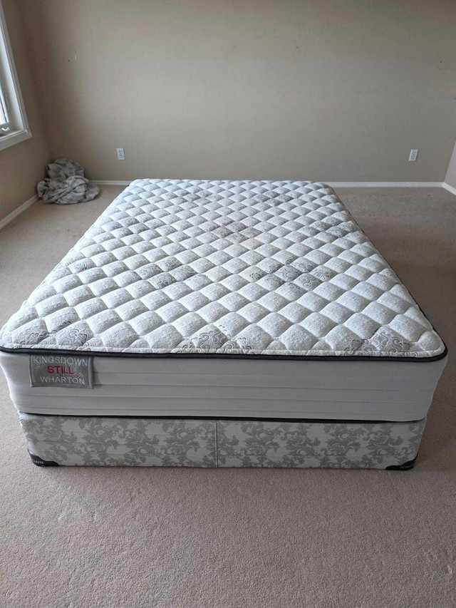 Kingsdown Full Mattress and Boxspring