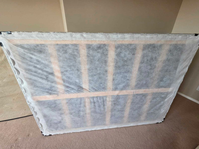 Kingsdown Full Mattress and Boxspring - photo 3