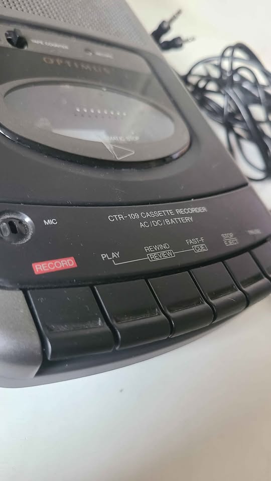Optimus CTR-109 Cassette Recorder w/ Microphone - photo 5