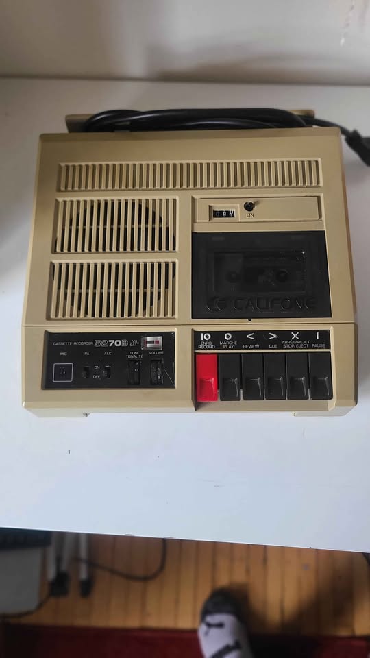 Vintage Califone 5270B Cassette Recorder – works great! - photo 2