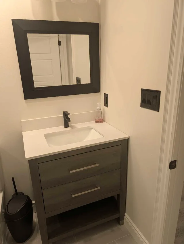 Studio Basement Appartment image indicator(3)