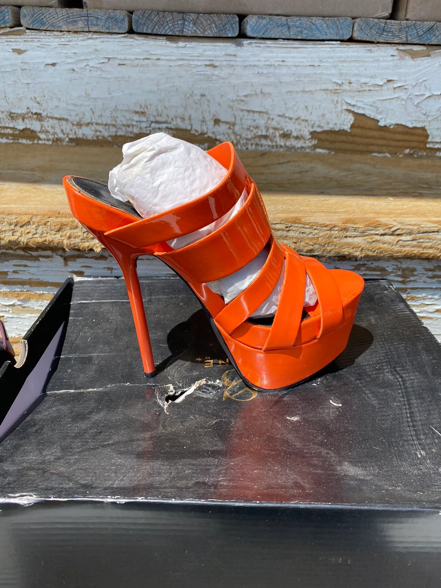 High Heels thumbnail
