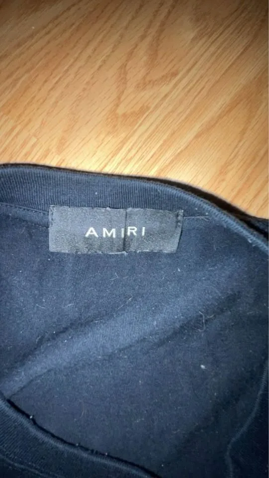 Amiri shirt image indicator(2)