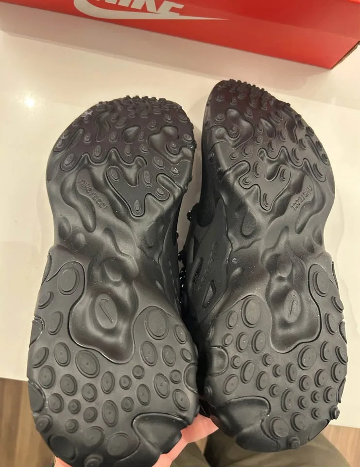 Brand New Nike React Presto Black Cat image indicator(3)