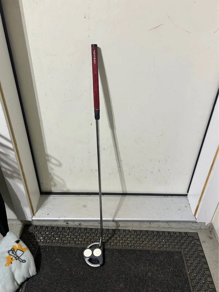 RH Odyssey White Steel 2 Ball SRT Putter 34" image indicator(4)