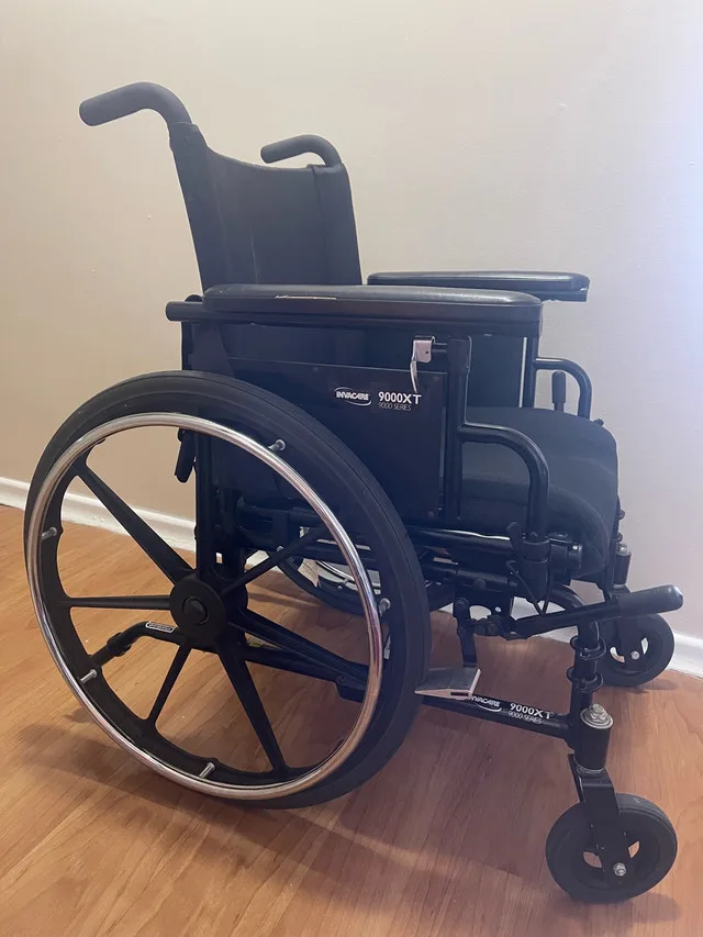 Invacare Wheelchair 9000XT Series image indicator(2)