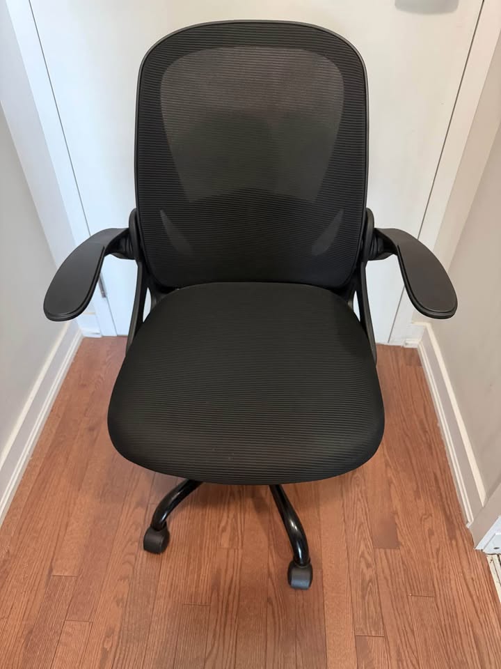 Office chair with back lumbar support - photo 2