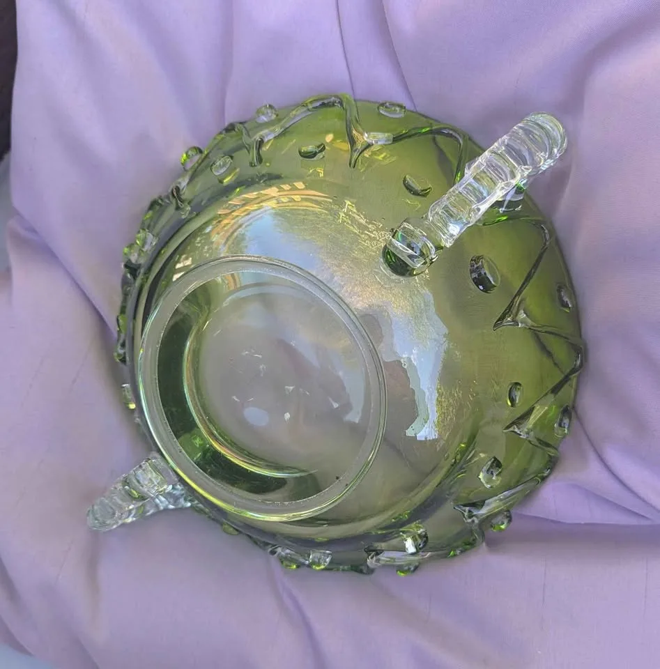 Vintage Green Art Glass Bowl with Handles image indicator(3)