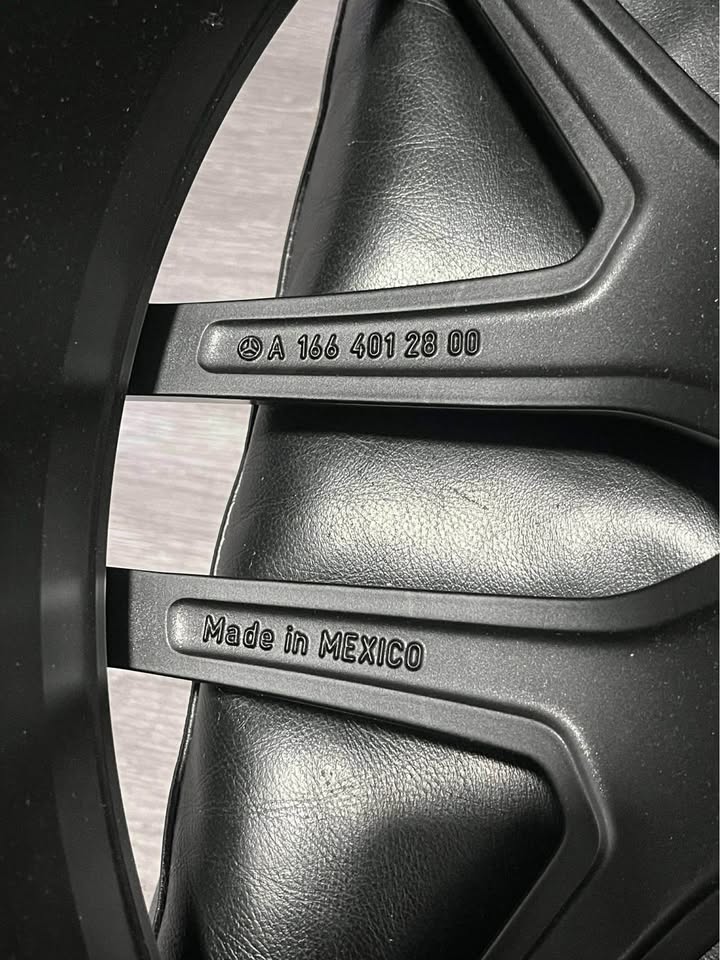Mercedes-Benz AMG 21” OEM Alloy Wheel [hidden information]) - photo 5