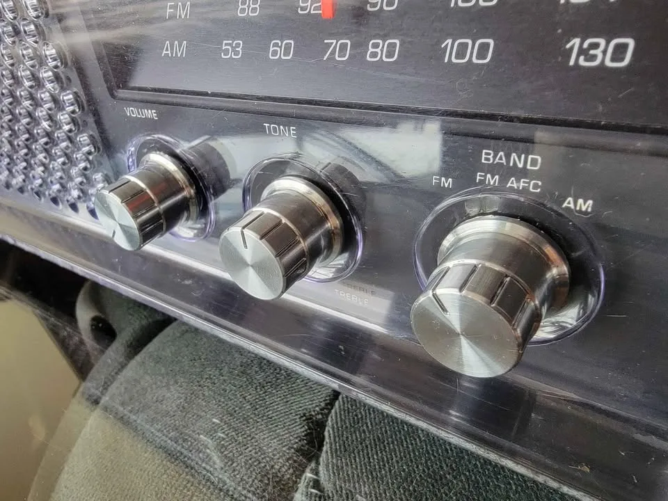 🧡 Vintage Panasonic radio model RE-6513C (1976) image indicator(4)