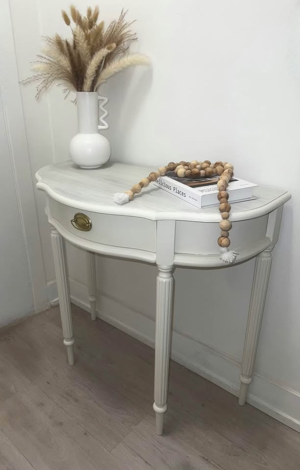 Refurbished Half-Moon Entry Table - photo 2