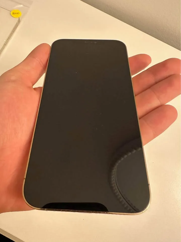 iPhone 12 pro max 256Gb unlocked image indicator(2)