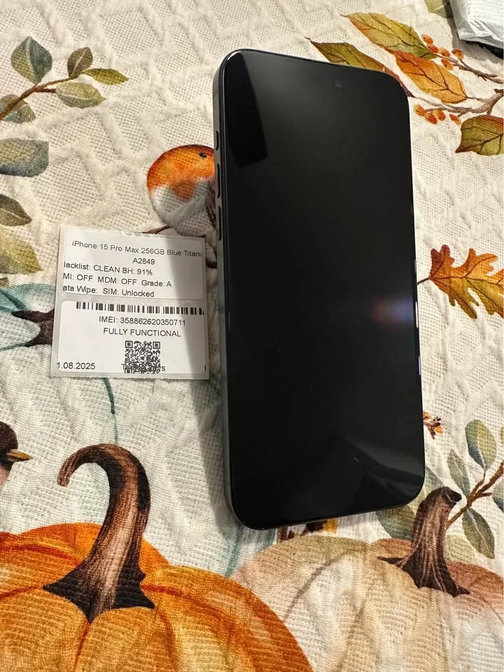 iPhone 15 pro max 128GB Unlocked image indicator(2)