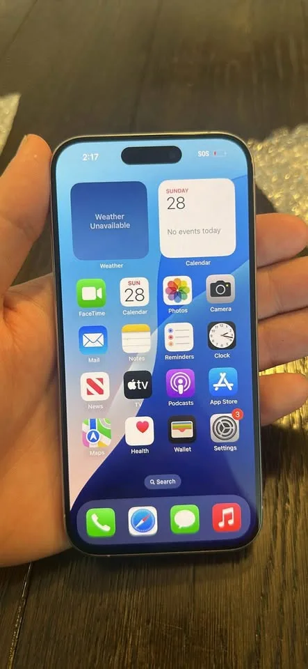 iPhone 15 pro 128GB Unlocked image indicator(2)