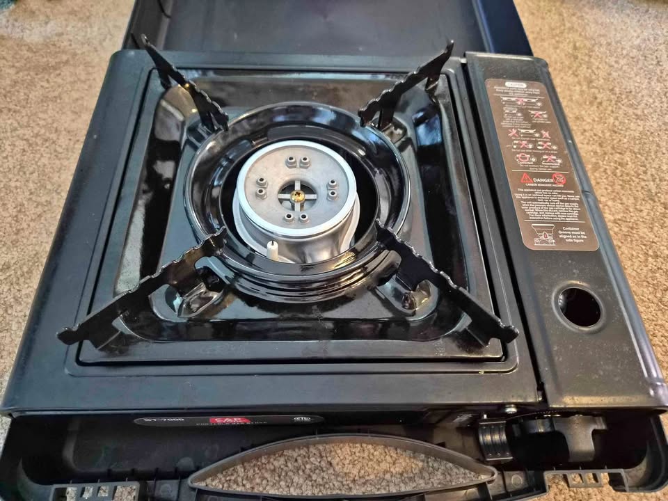 Portable gas stove