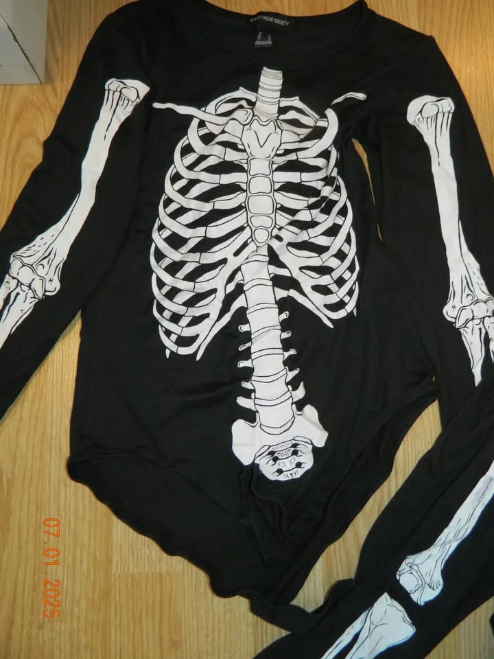 🧡 SEDUCTIONS SOFT 2 PIECE SET size L...LIKE NEW image indicator(2)