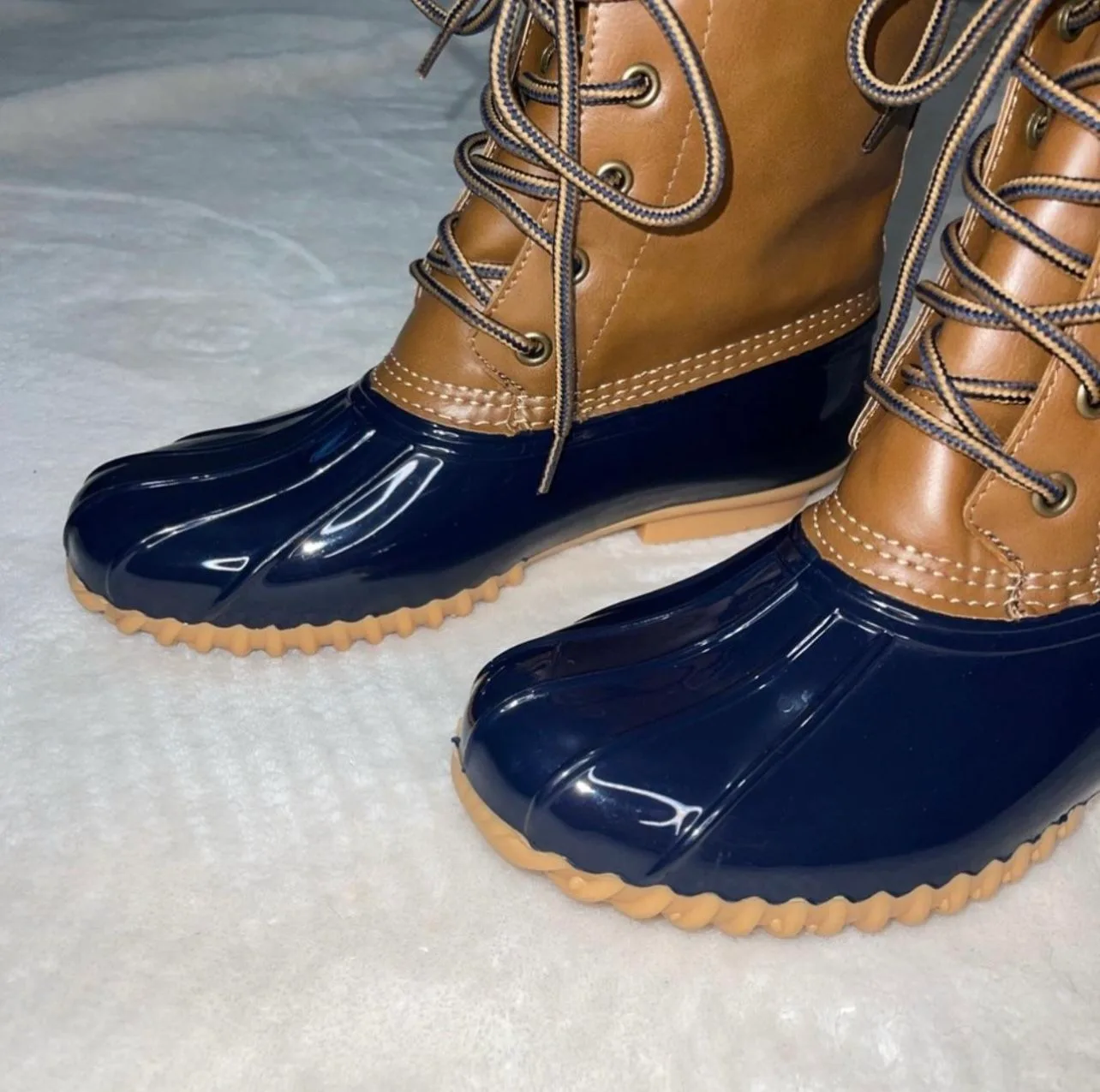 Totes Brown and Navy Women’s Duck Boots image indicator(6)