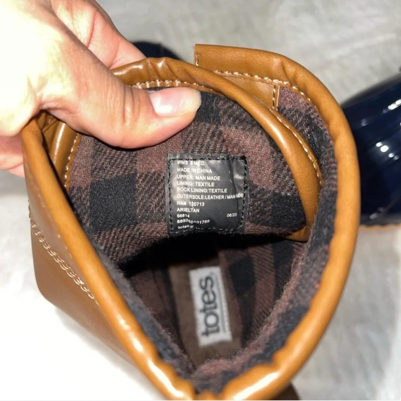 Totes Brown and Navy Women’s Duck Boots image indicator(7)