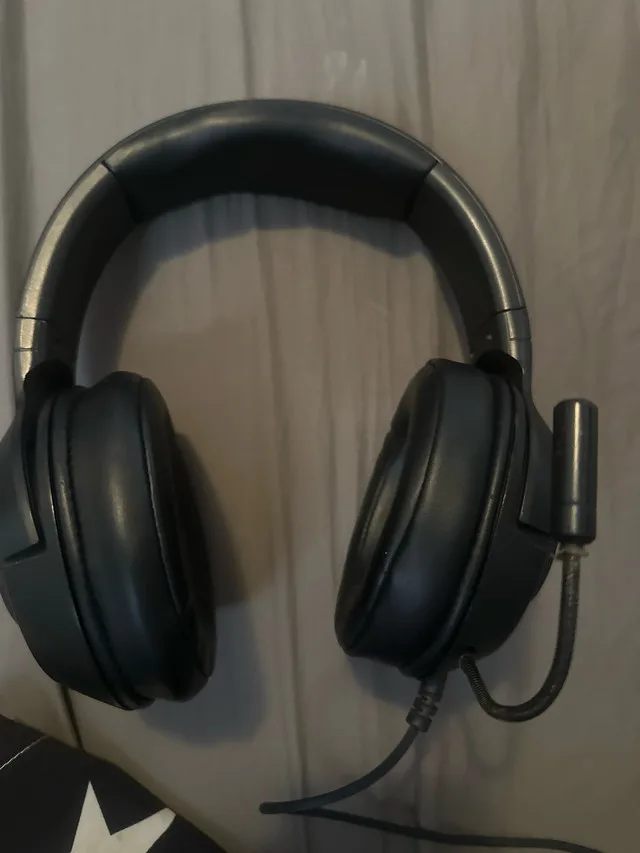 Razor headphones image indicator(2)