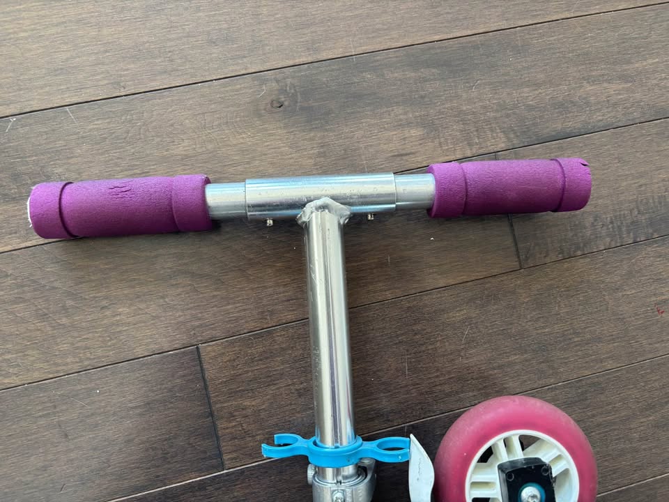 Huffy Frozen scooter - photo 4