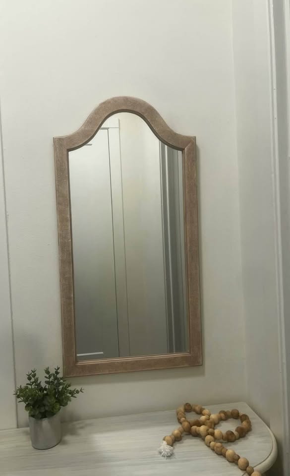 Refurbished Wooden Mirror Frame - photo 2