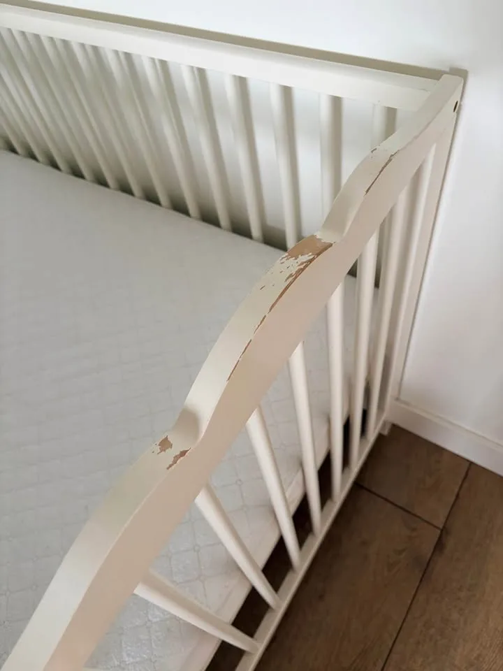 Ikea Hensvik Crib with Mattress image indicator(4)