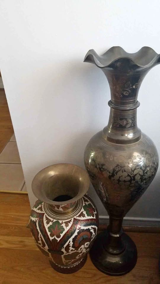 Vintage Art Glass Vase