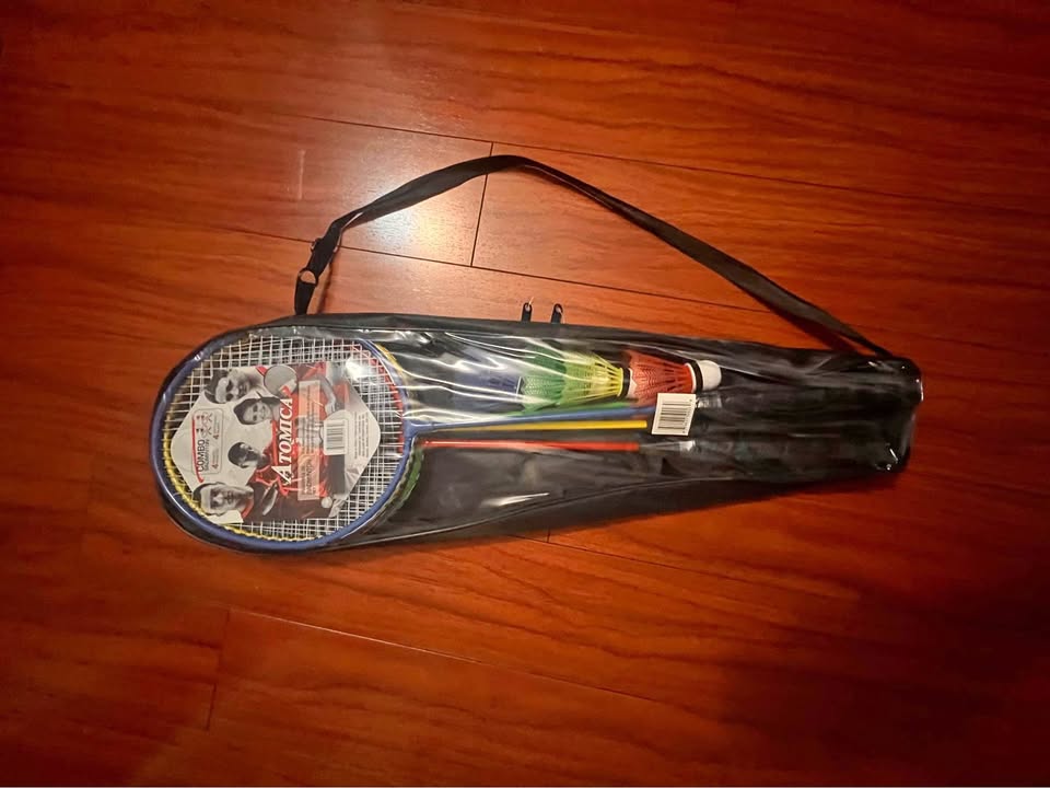 Badminton set