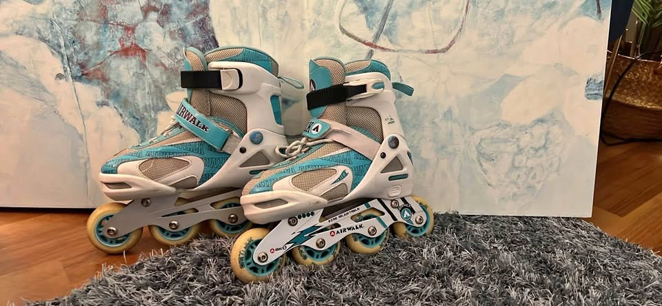 Airwalk kids roller blades