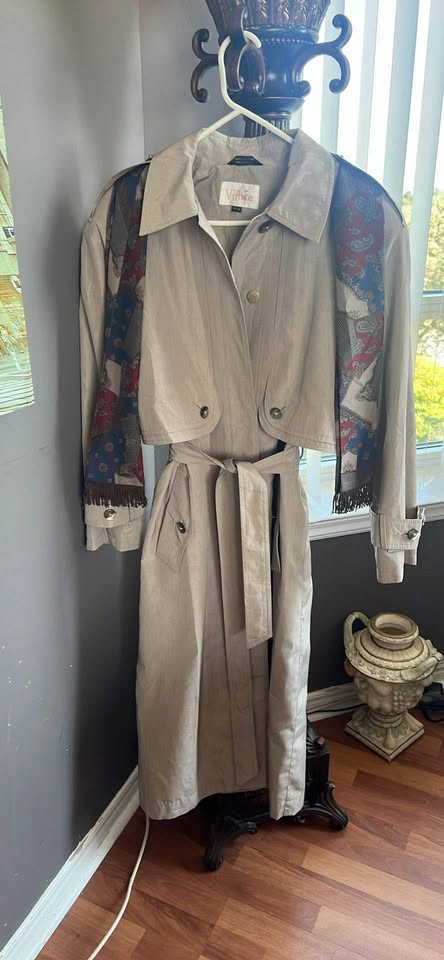 Classy VIP Petites Trench Coat - photo 2