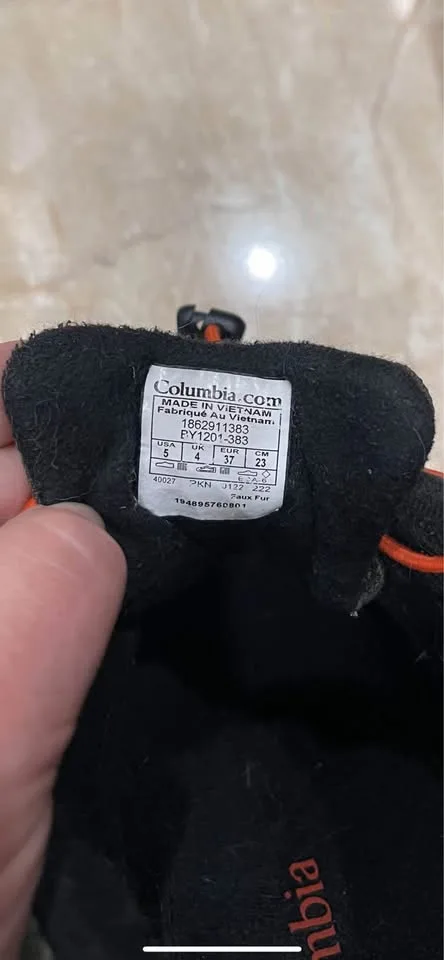 Columbia Omni-Grip Shoes – Excellent Condition image indicator(2)