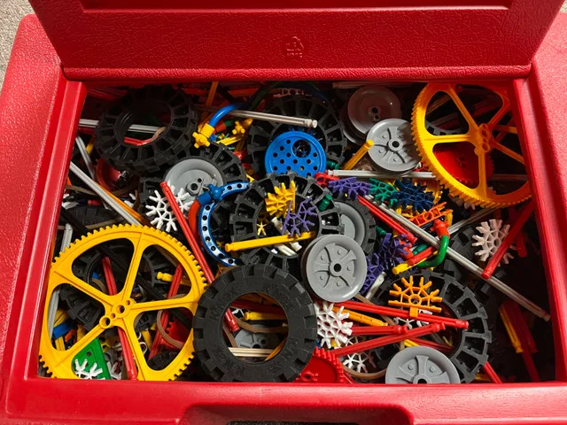 USED KNEX Explorer Red Box And Black Box image indicator(4)