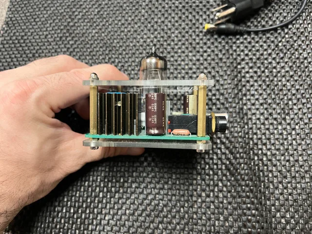 Indeed Headphone Hybrid Tube Amp With 3 Tubes, AS-IS Need Work image indicator(7)