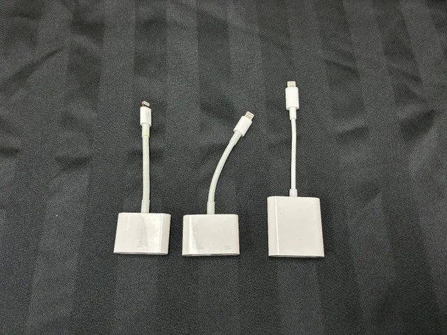 Apple Lightning Cables, Adapters, and Dongles image indicator(2)