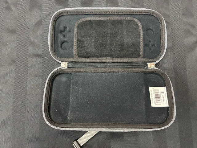 Tomtoc Nintendo Switch Light Travel Case (Gray) image indicator(5)