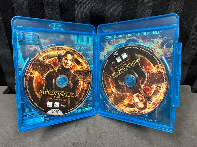 The Hunger Games: Mockingjay Part 1 (2014) Blu-ray image indicator(3)