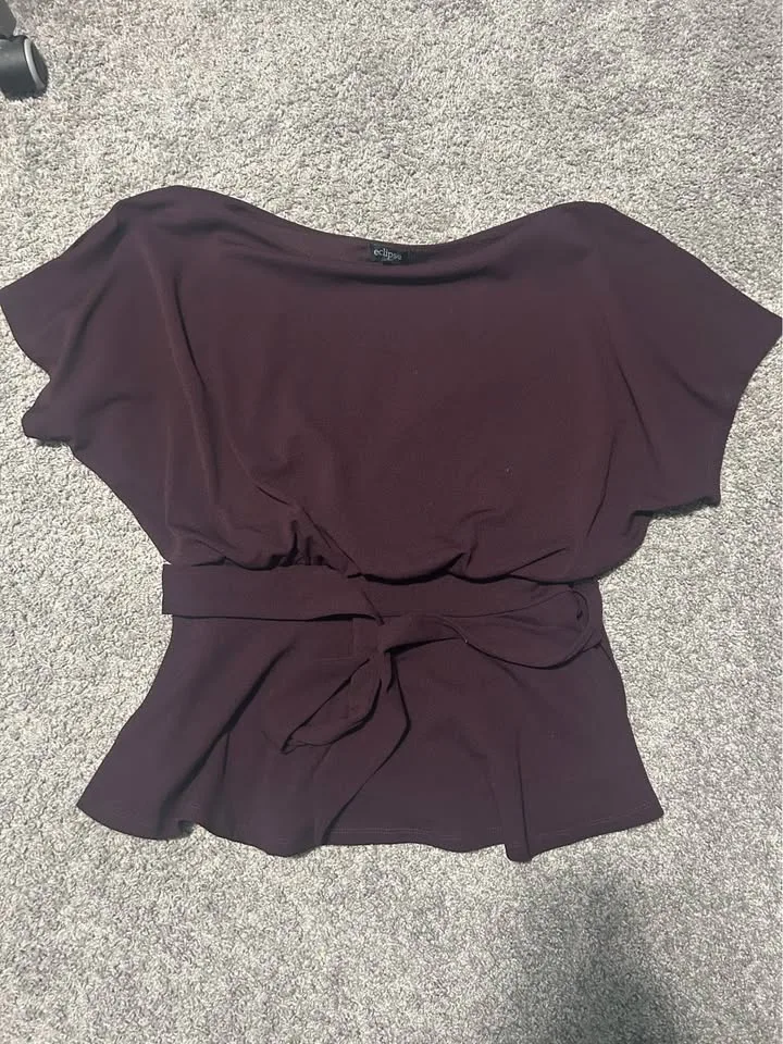 Eclipse peplum Tops size XL image indicator(4)