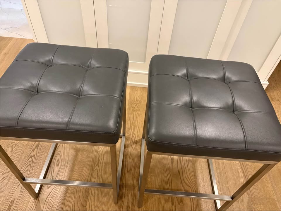 Leather Bar Stools - photo 2