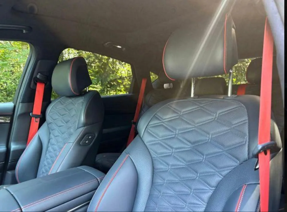 2025 Genesis GV80 Coupe 3.5T V6 e-SC AWD image indicator(4)