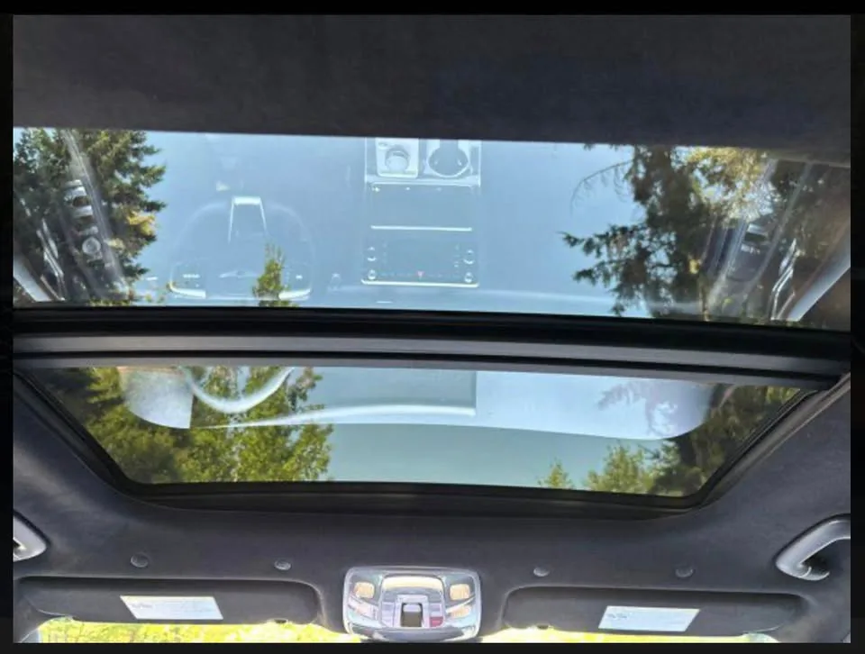 2025 Genesis GV80 Coupe 3.5T V6 e-SC AWD image indicator(10)