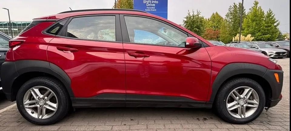 2019 Hyundai Kona Essential AWD image indicator(2)
