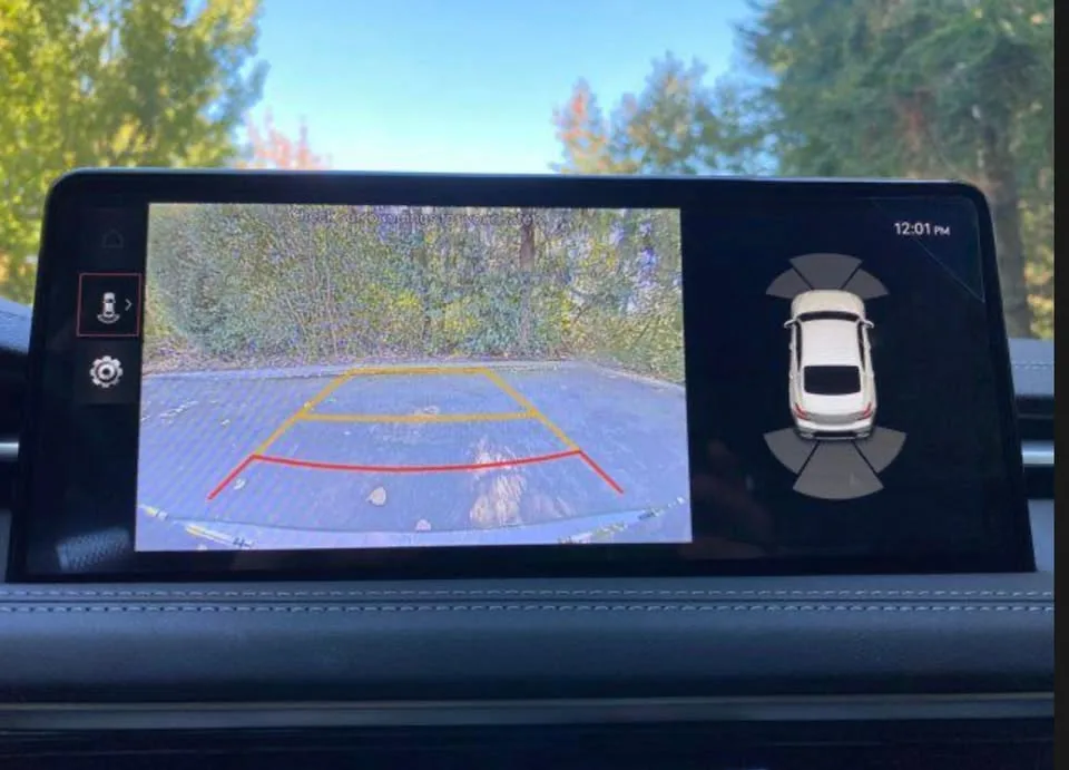 2026 Genesis G70 2.5T Prestige image indicator(6)