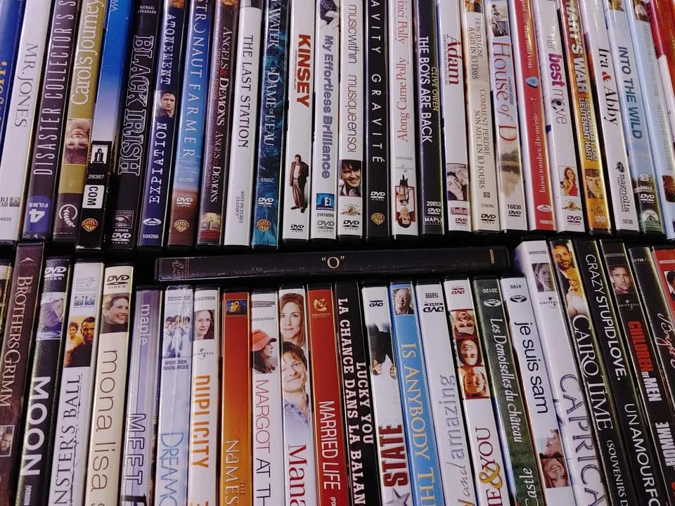 72 DVDs - Variety of Titles image indicator(3)